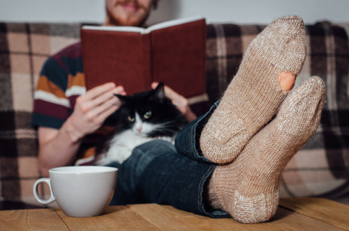 🧼 How Often Should You Replace Running Socks (and Signs They’re Worn Out) (2025 Guide)